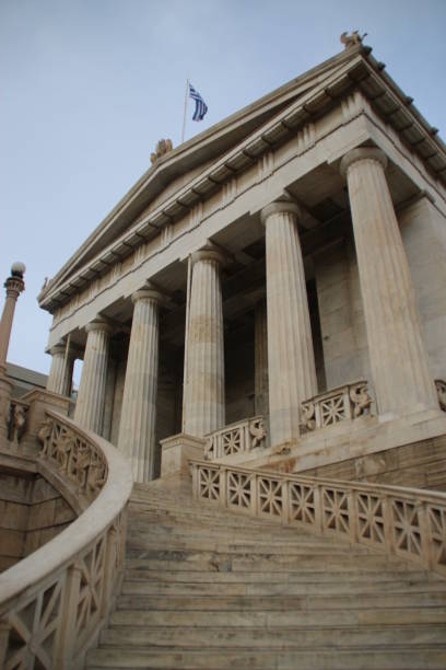 istock Biblioteca Nacional de Atenas 1902074412