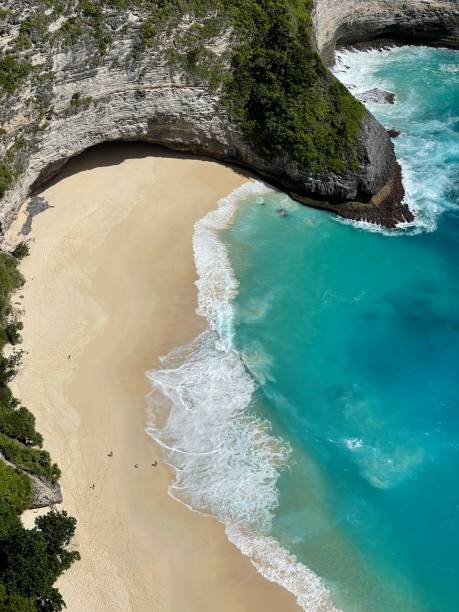 istock Cape T-Rex beach in Nusa Penida 1902777618