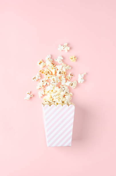 istock Popcorn in a white and pink bucket. 1903010855