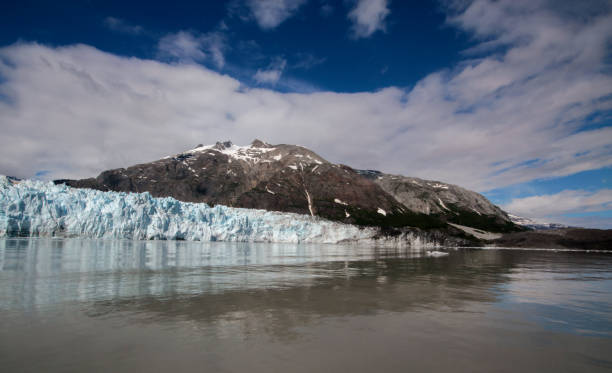 istock A Majestic Arctic Wonderland of Ice 1903554462