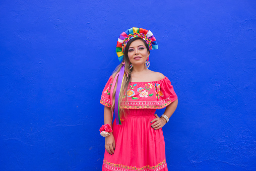 Portrait of a mid adult woman dancer outdoors