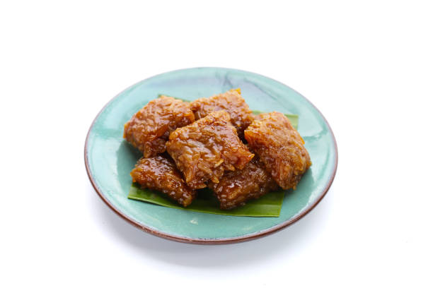 istock Sticky rice in palm sugar (Thai Dessert) 1904177895