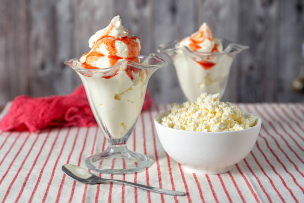 Pavê Sorvete Suspiro 3 Ingredientes: Fácil e Delicioso! - receita deliciosa profissional - passo 2