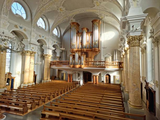 st. nikolaus church (frauenfeld) - frauenfeld imagens e fotografias de stock