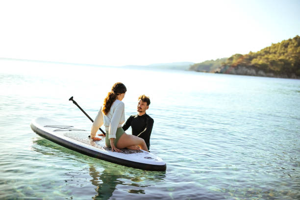 istock I will be your teacher to learn to paddle board 1904522078
