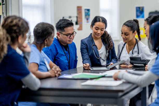 istock Medical Team Meeting 1905152155