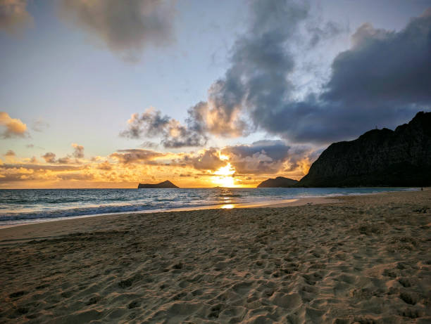 istock Sunrise on Waimanalo Beach, Hawaii 1905849100