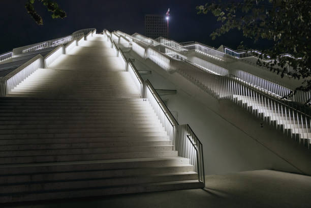 tirana pyramid stairs at night - individuality pyramid shape contrasts traditional culture imagens e fotografias de stock