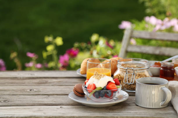 Breakfast table
