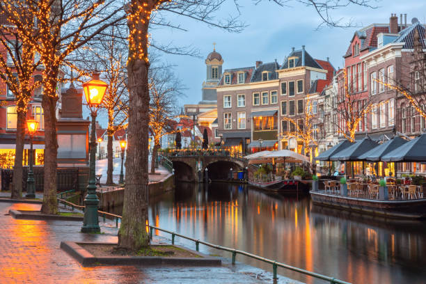 istock Christmas Leiden canal Oude Rijn 1907806283