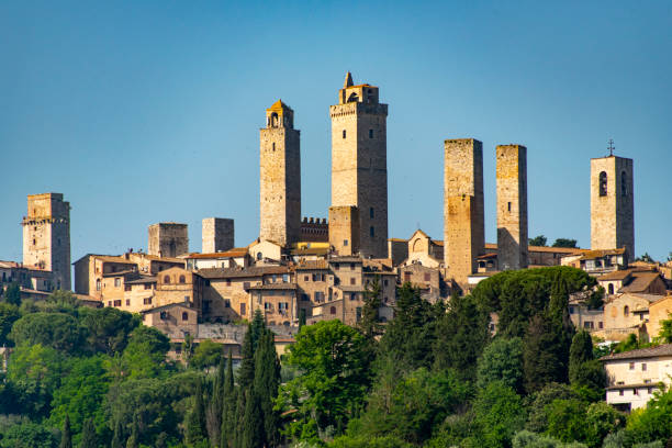 istock Town of San Gimignano 1908509956