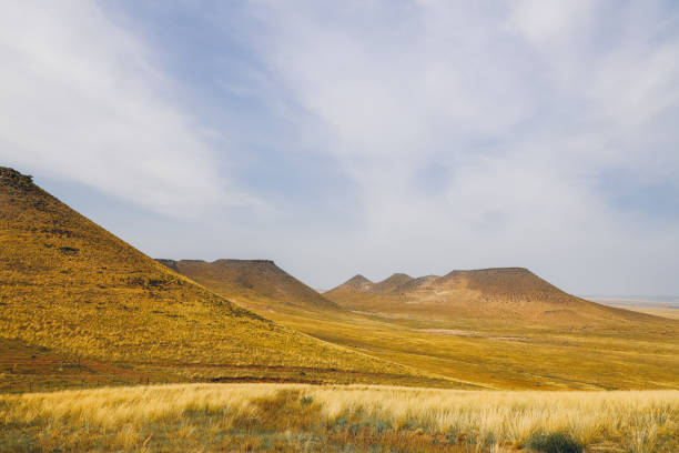 Xilingol Grassland Volcanic Geological Park in Pingdingshan, Inner Mongolia Autonomous Region, China Xilingol Grassland Volcanic Geological Park in Pingdingshan, Inner Mongolia Autonomous Region, China 秋天 stock pictures, royalty-free photos & images