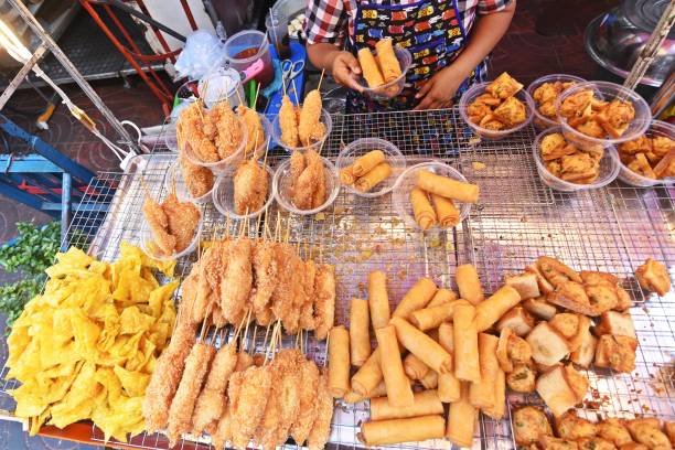 istock Crispy Deep-Fried Snacks - Bangkok Street Food. 1909559839