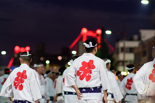 The Tobata Gion Oyamakasa Festival, a UNESCO Intangible Cultural Heritage, was held on July 23rd in Tobata Ward, Kitakyushu City, Fukuoka Prefecture. People in happi coats watching the Yamakasa festival.