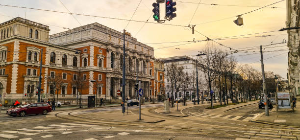 istock Streets and squares of Vienna 1910131161