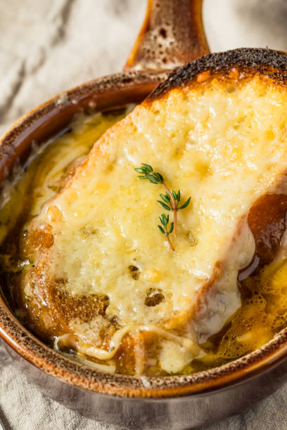 istock Homemade French Onion Soup 1910321720