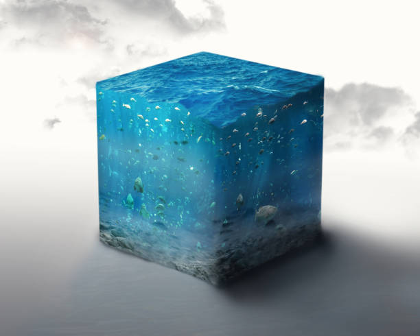 istock cubo surrealista 1910489058