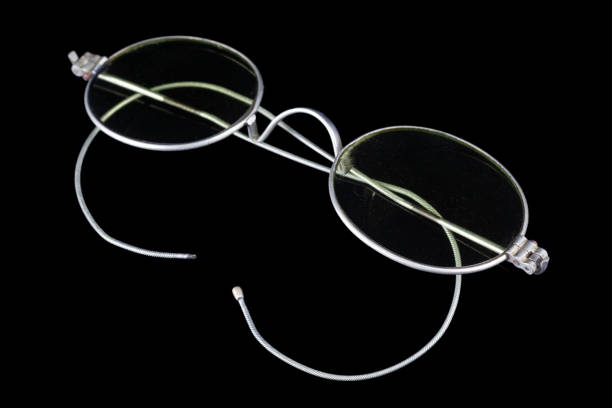 istock Old vintage pince nez. 1910632372