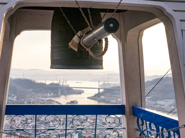 View from the bell tower of Senkoji Temple (Onomichi City, Hiroshima Prefecture) View from the bell tower of Senkoji Temple in Onomichi City, Hiroshima Prefecture on a sunny morning in March 2023 ちやほや stock pictures, royalty-free photos & images