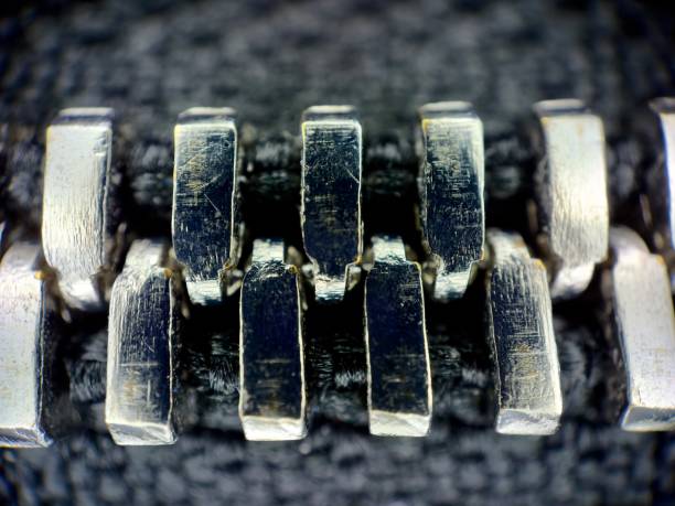 Interlocking chain links.