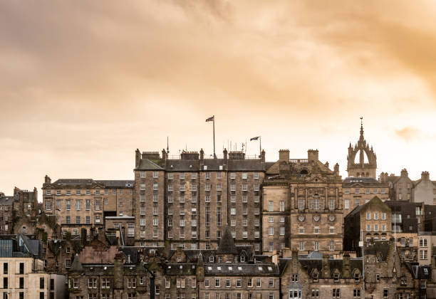 istock Old Town Edinburgh tall buildings 1911871313