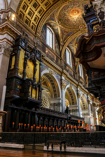 View of the majestic apse and choir area of St Paul's Cathedral, magnificent interior of Christopher Wrens architectural masterpiece - London, England, UK