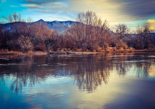 istock Rio Grande River in Albuquerque New Mexico 1912605631