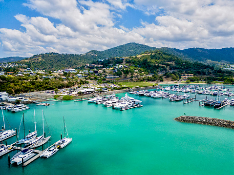 In the heart of the Whitsundays on the beautiful tropical coast of Queensland, Coral Sea Marina Resort is the gateway to Airlie Beach, the Whitsunday Islands and the world-renowned Great Barrier Reef.