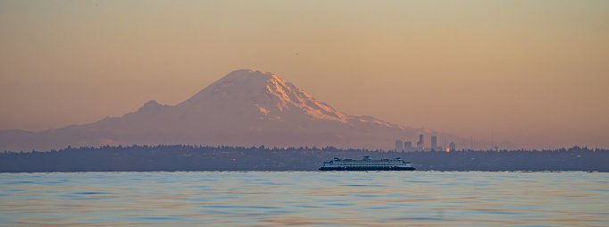 Seattle Ferry Rainer Panorama Of Mount Rainier Towering Over Seattle And Edmonds Ferry Stock ...