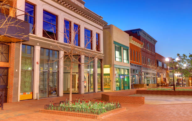 istock Pearl Street in Downtown Boulder, Colorado 1913305806