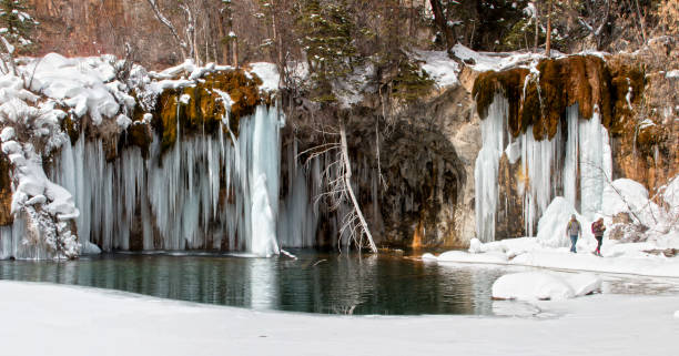 istock Hanging Lake in Winter 1913533483