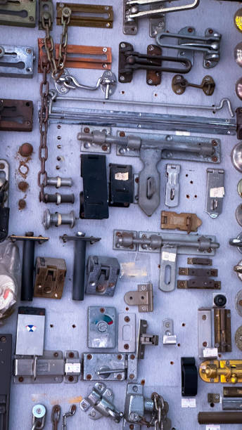 istock Shop for old style keys 1914013180