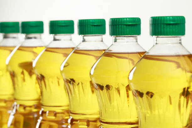 istock vegetable oil of cook bottle. 1914031216