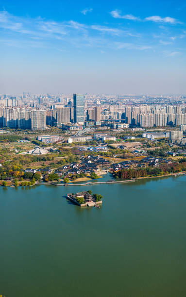 istock Lakes within the city 1914067172
