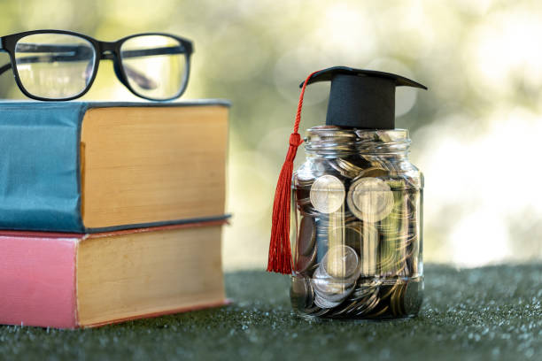 istock Planning student loan for studying abroad for college or university degree. concept for education and scholarship, student loan, study financial, save money for a degree, saving for education 1914093949