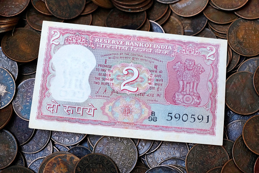 500 And 100 Rupee Bills Close Up