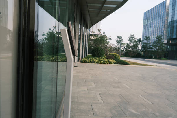 istock Facial recognition equipment outside an office building 1915403480