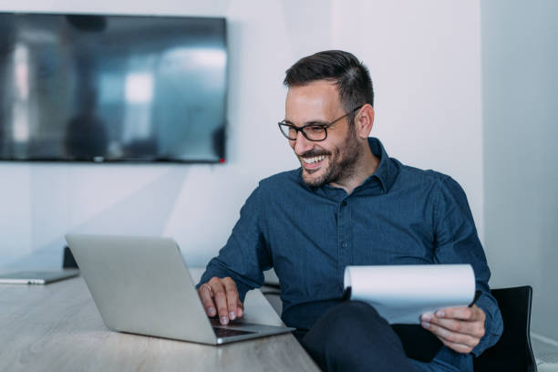 istock Businessman working in the office. 1915928731