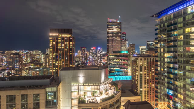 Seattle Cityscape - Day to Night Time Lapse