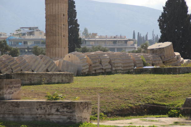 Templo de Zeus Templo de Zeus olympeion stock pictures, royalty-free photos & images