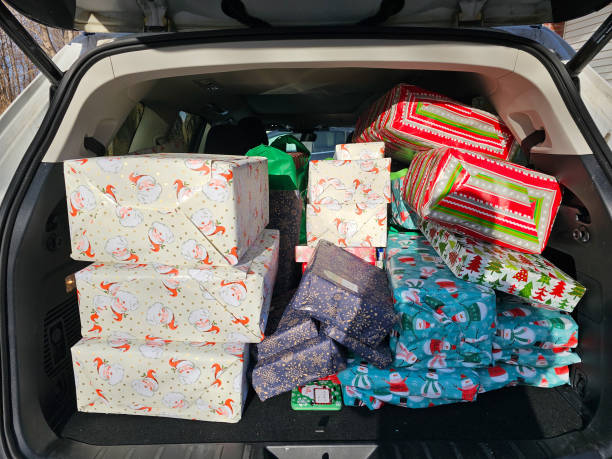 istock Trunk Full of Christmas Presents 1916945112