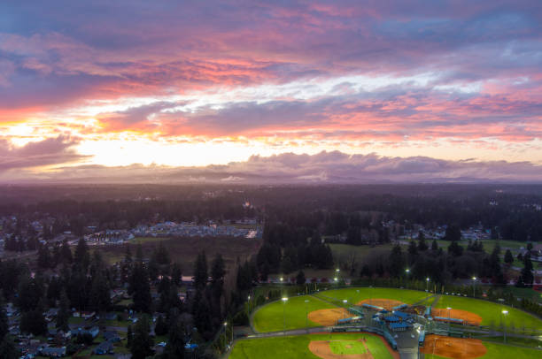 istock Lacey, Washington at sunset in December 1916995995