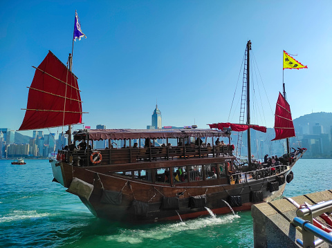 Hong Kong, December 24,2023 : The Aqua Luna, known in Cantonese as the Cheung Po Tsai, is a Chinese Junk operating in Victoria Harbour, Hong Kong.