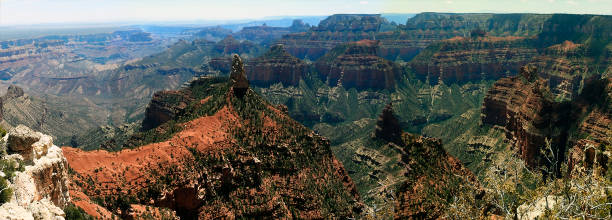 панорамный вид на гранд-каньон, норт-рим, аризона, сша - canyon plateau large majestic стоковые фото и изображения