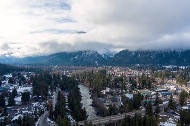 istock Leavenworth Washington winter landscape 1917581506