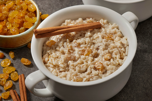Creamy Rice Pudding with Golden Raisins and Cinnamon