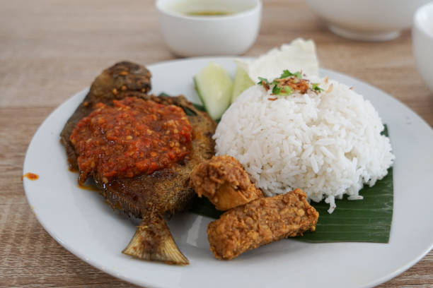 istock Nasi Bawal Penyek 1918527287