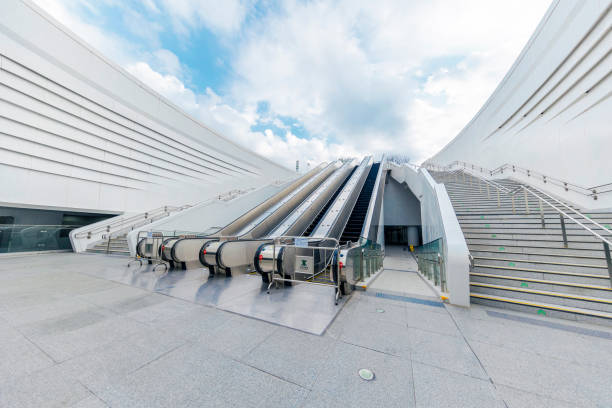Universiade Metro Station (大运站), located in Longgang District, Shenzhen, Guangdong Province, ChinaThis station is a transfer station for Metro lines 3, 14 and 16.
