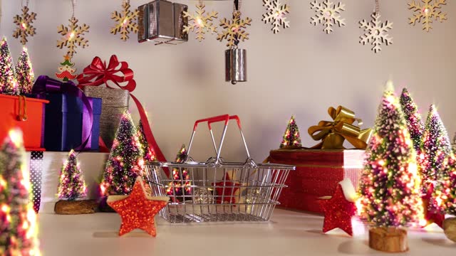 Christmas Holiday Shopping Basket