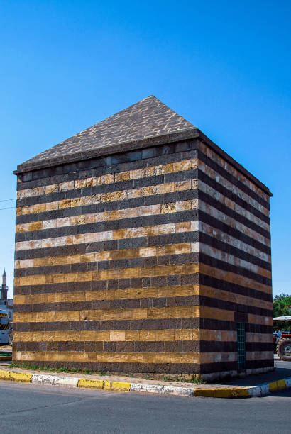 A cubic stone building unique to Diyarbakır A cubic stone building unique to Diyarbakır, Turkey escort bayan diyarbakır stock pictures, royalty-free photos & images